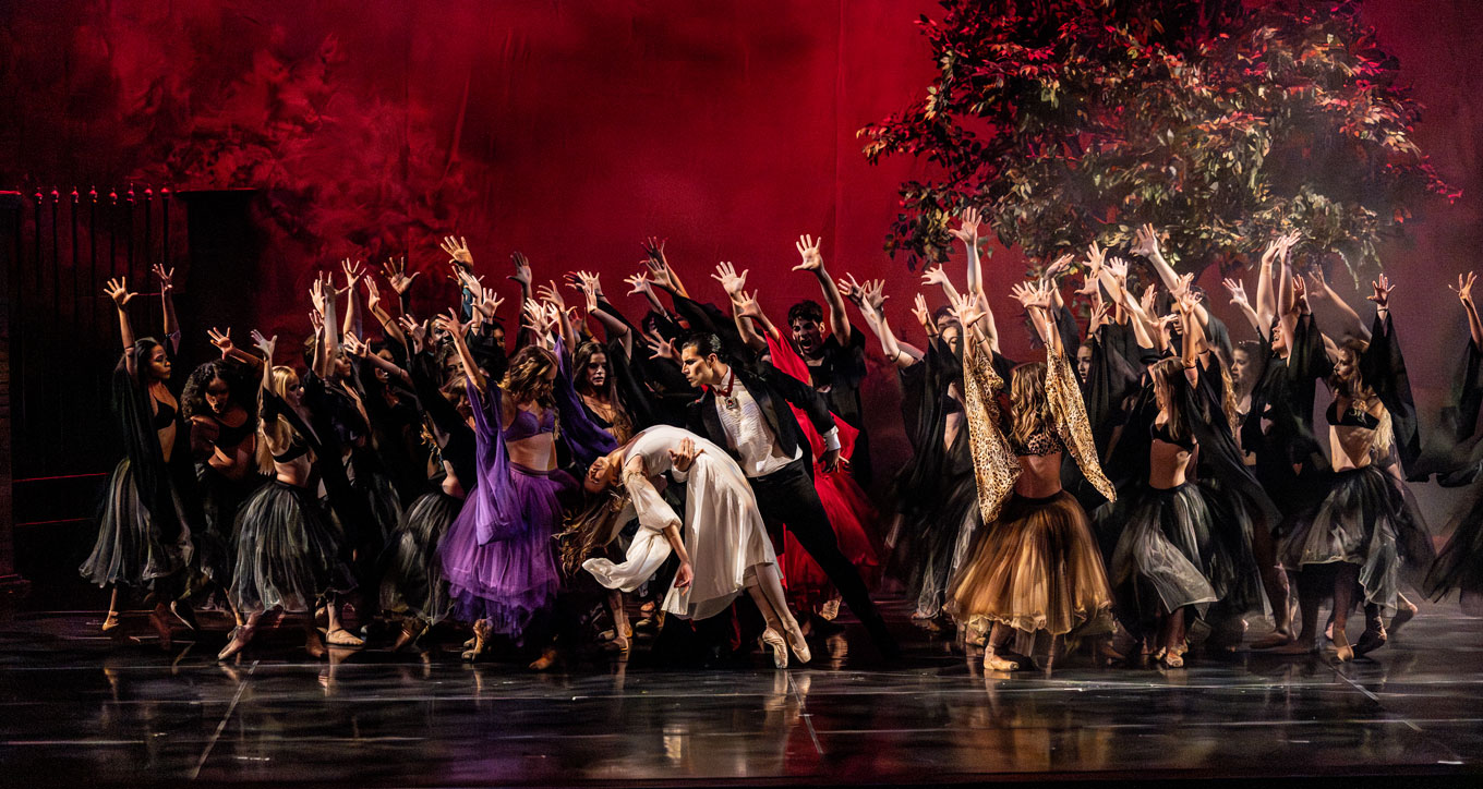 Dracula: Ballet With A Bite performance hero image